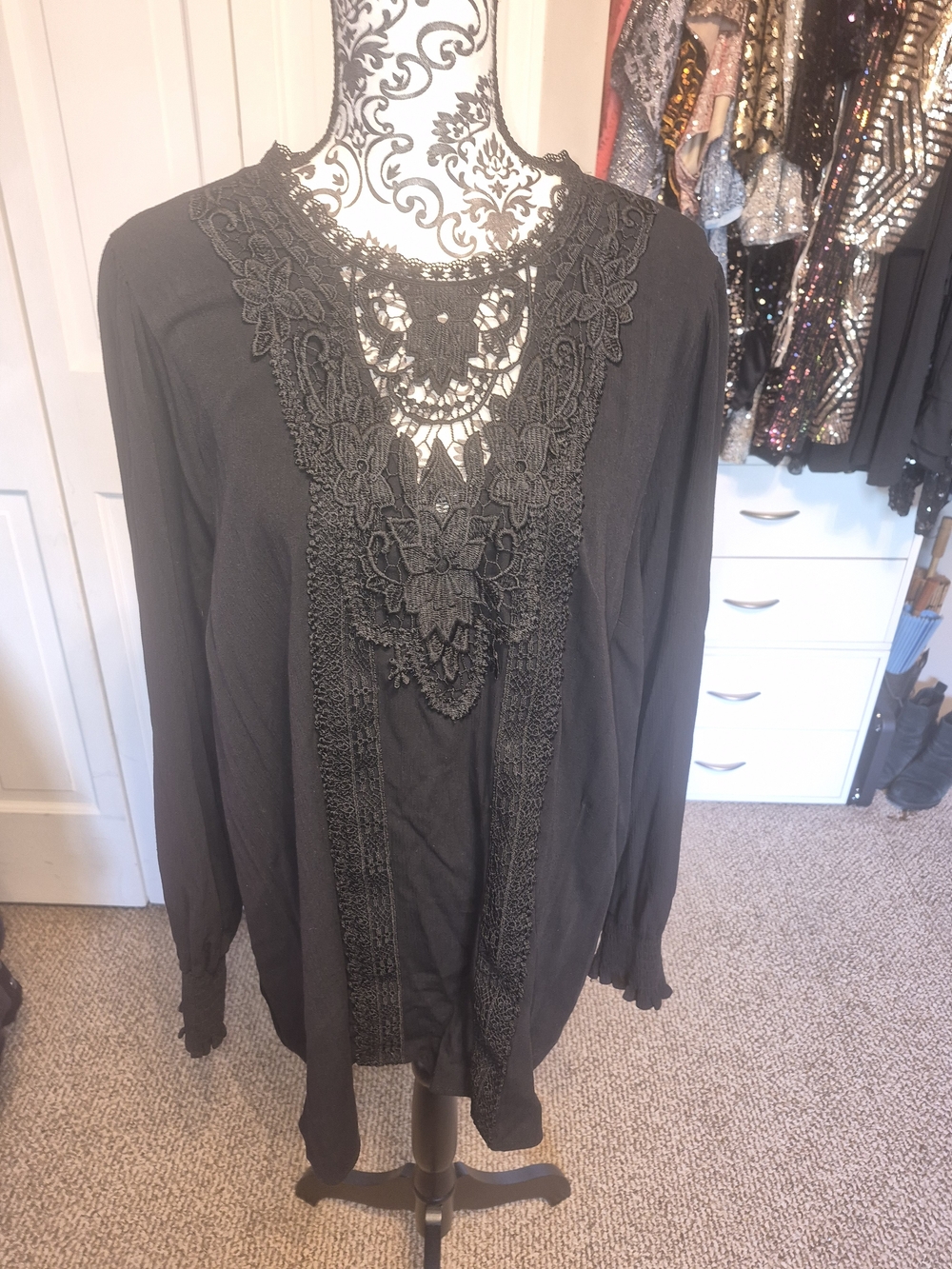 Torrid Black Lace-Trim Long Sleeve Tunic Top